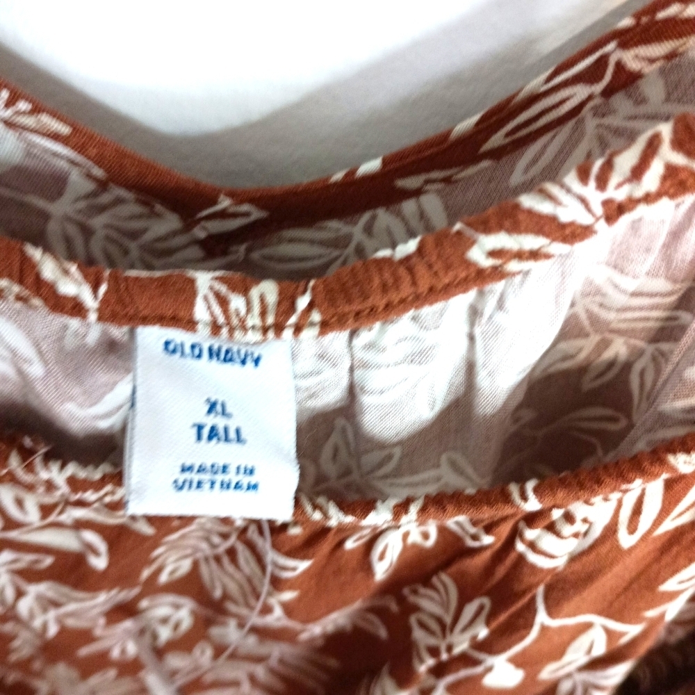 Old Navy - Elegant Floral brown/cream Maxi Dress - Size XL Tall - Picture 4 of 7